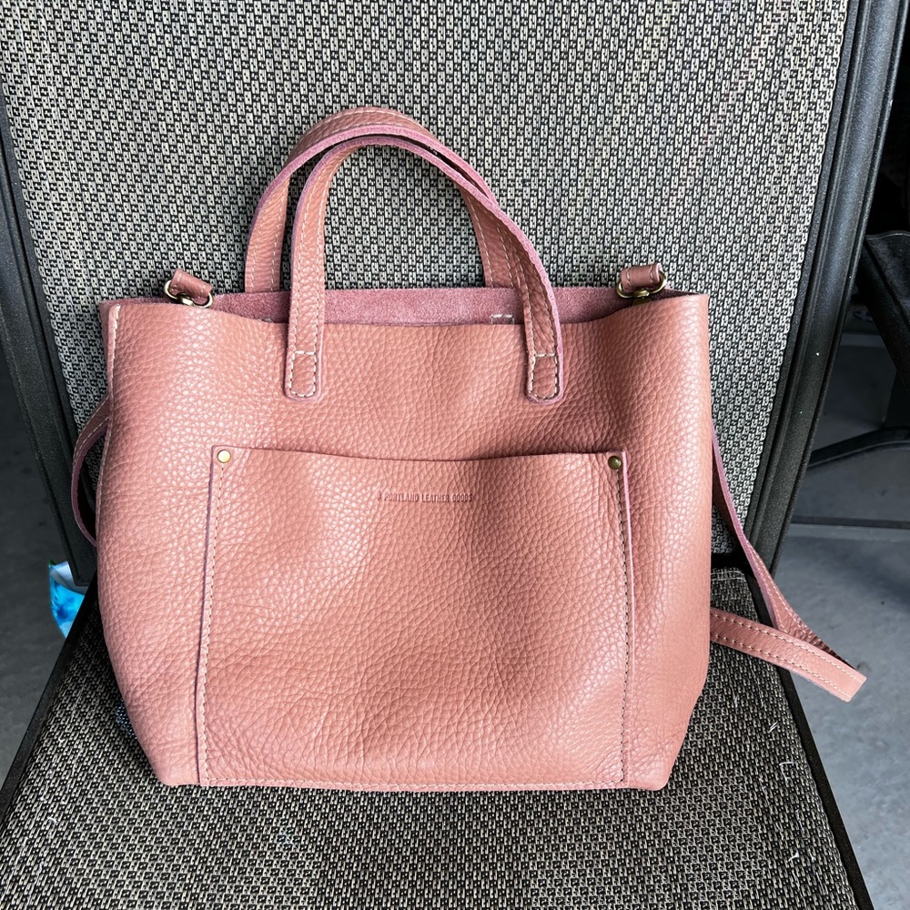 Brand new Quartz medium crossbody